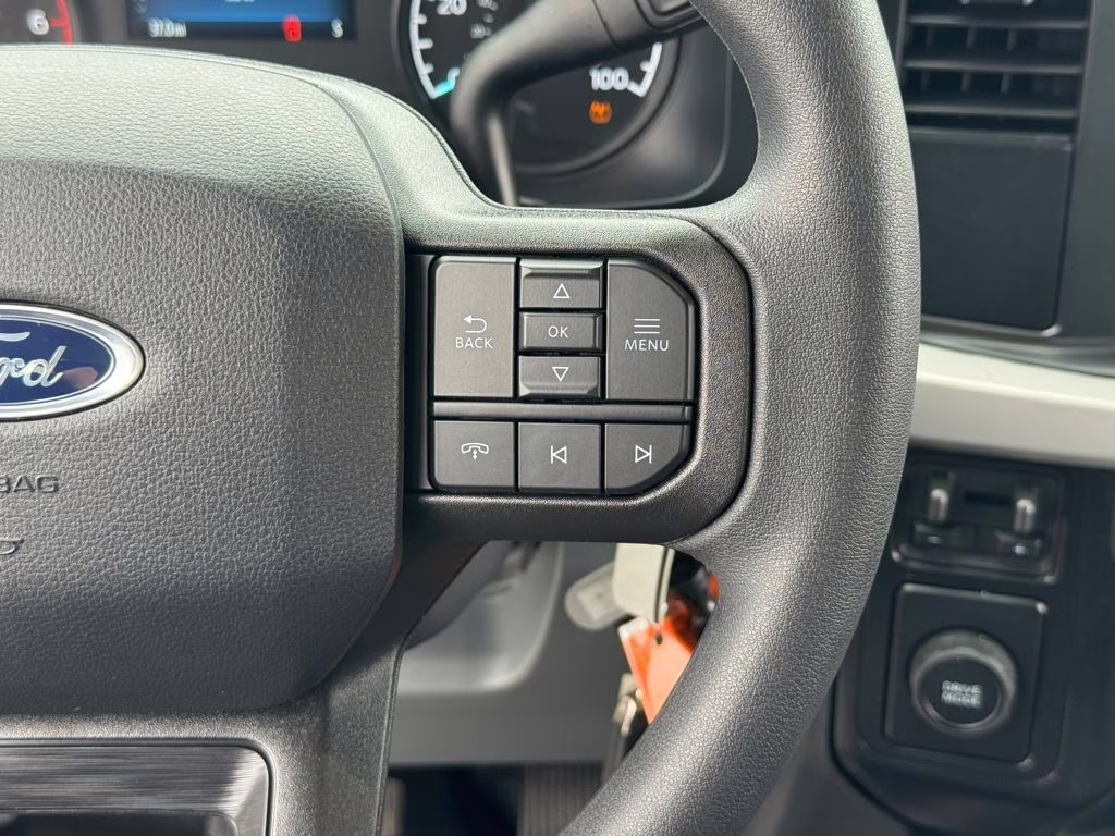 2026 Oxford White Ford Super Duty F-250 SRW XL RWD Truck