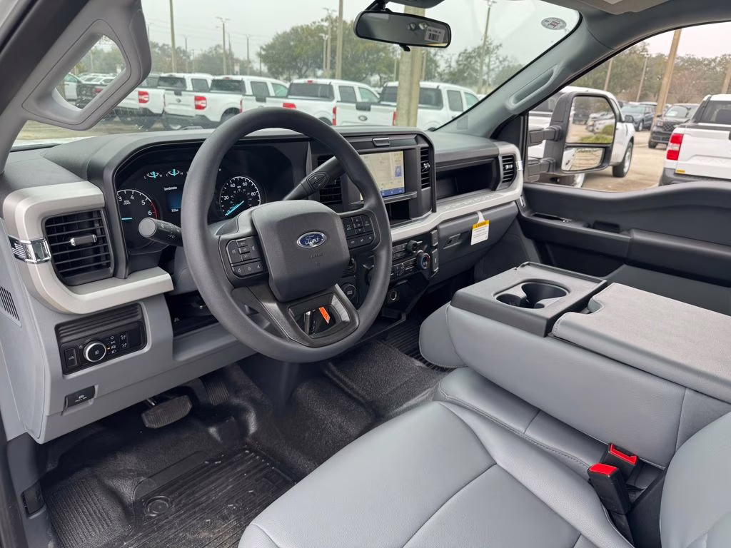 2026 Oxford White Ford Super Duty F-250 SRW XL RWD Truck