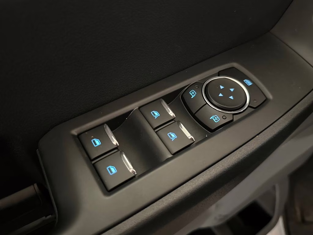 2026 Oxford White Ford Super Duty F-250 SRW XL RWD Truck