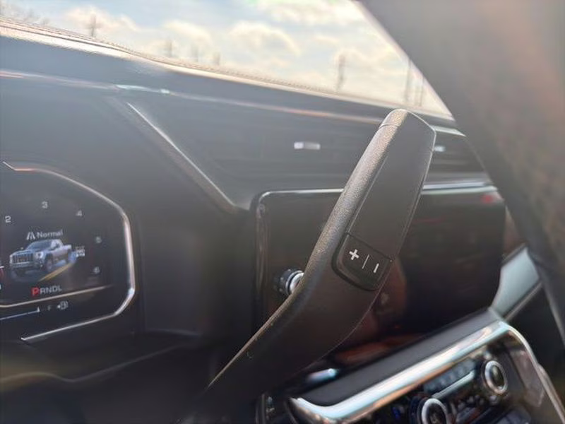 2025 White Frost Tricoat GMC Sierra Denali Ultimate 4X4 Truck