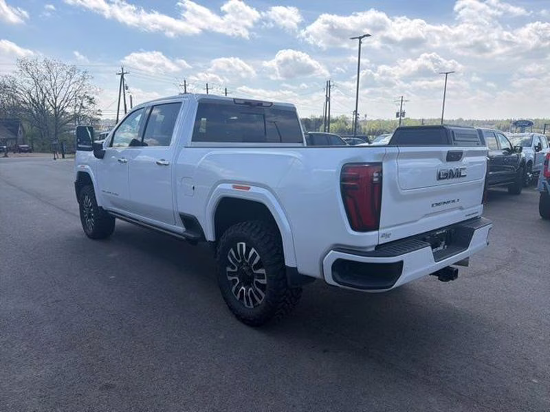 Used 2025 GMC Sierra 2500HD Denali Ultimate with VIN 1GT4UXEY1SF137574 for sale in Little Rock