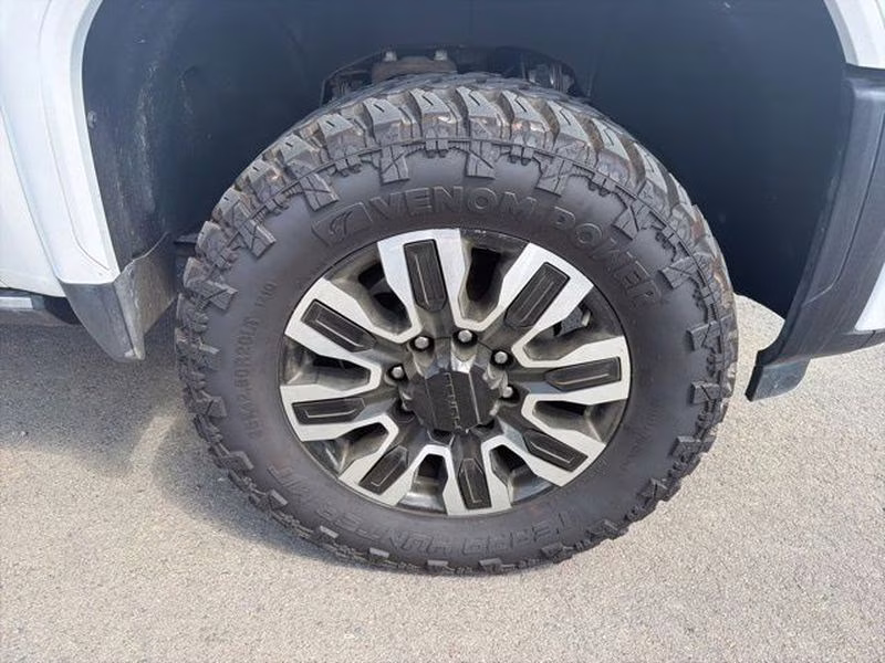 2025 White Frost Tricoat GMC Sierra Denali Ultimate 4X4 Truck