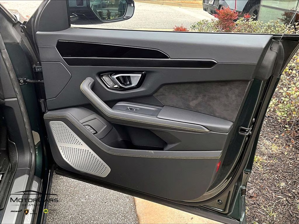 2024 Verde Lares Metallic Lamborghini Urus S Verde Lares Spec AWD SUV