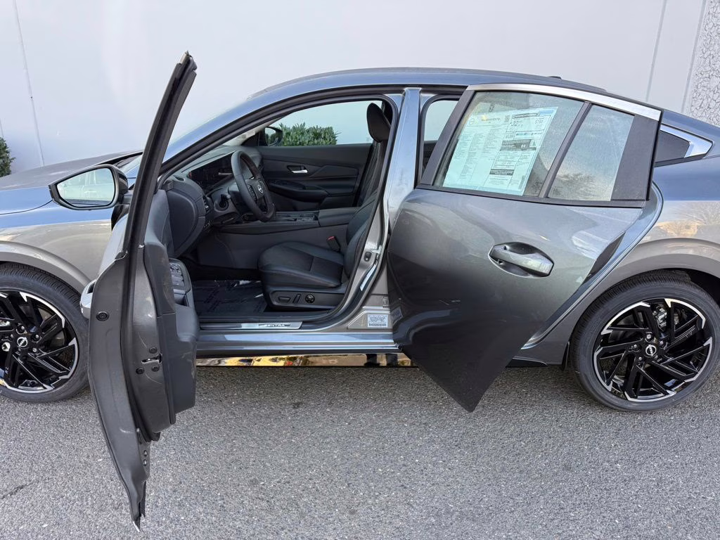 2026 Gun Metallic Nissan Sentra SR FWD Sedan