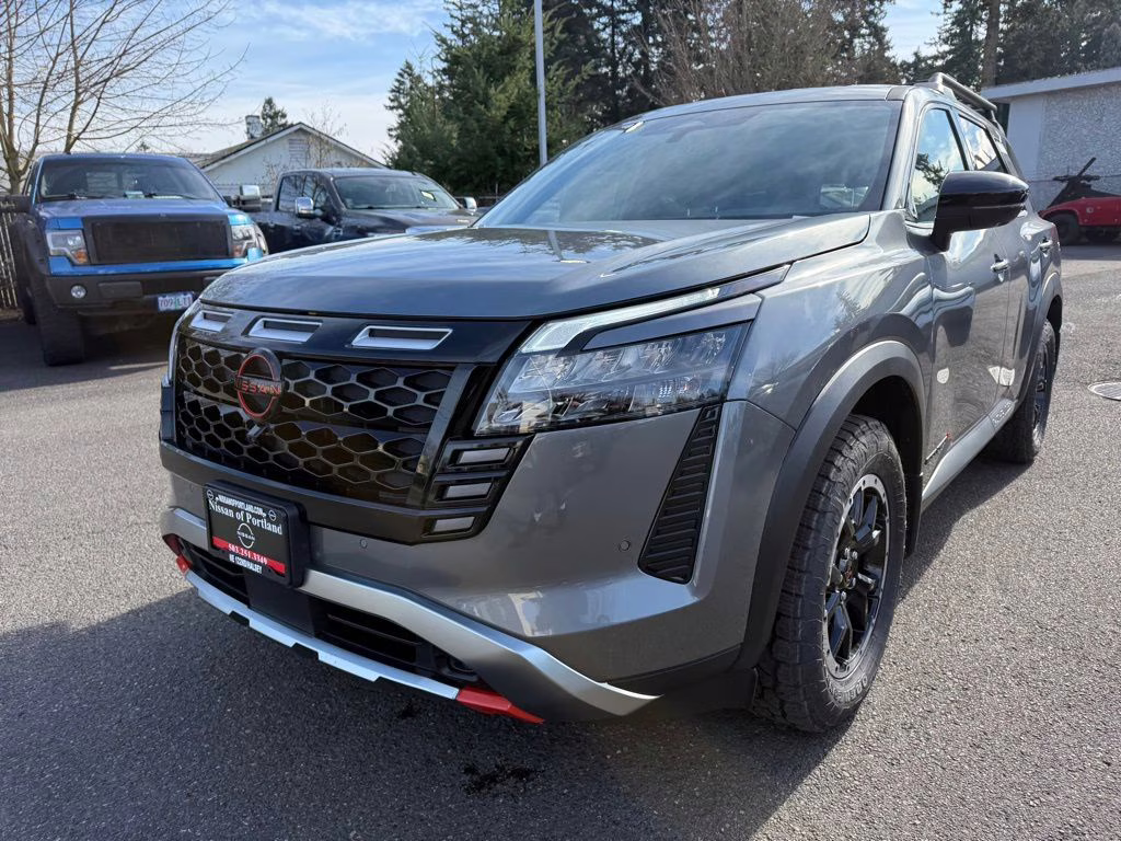 2026 Gun Metallic Nissan Pathfinder Rock Creek 4X4 SUV