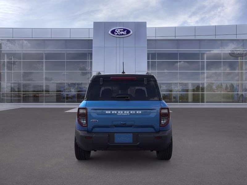 2026 Velocity Blue Metallic Ford Bronco Sport Outer Banks 4X4 Crossover
