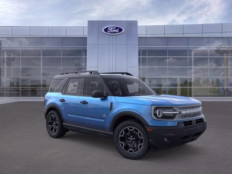 2026 Velocity Blue Metallic Ford Bronco Sport Outer Banks 4X4 Crossover