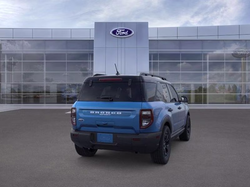 2026 Velocity Blue Metallic Ford Bronco Sport Outer Banks 4X4 Crossover
