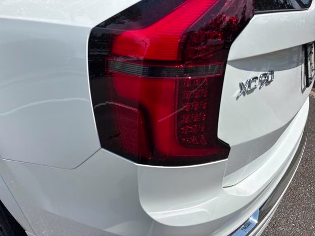 2026 Crystal White Volvo XC90 B5 Core AWD SUV