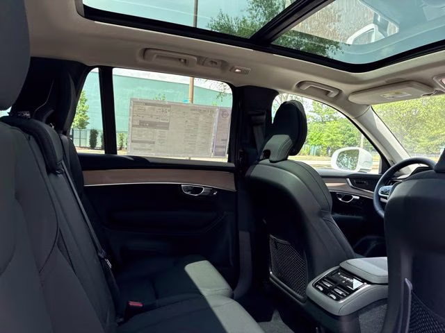 2026 Crystal White Volvo XC90 B5 Core AWD SUV