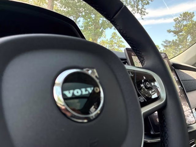 2026 Crystal White Volvo XC90 B5 Core AWD SUV