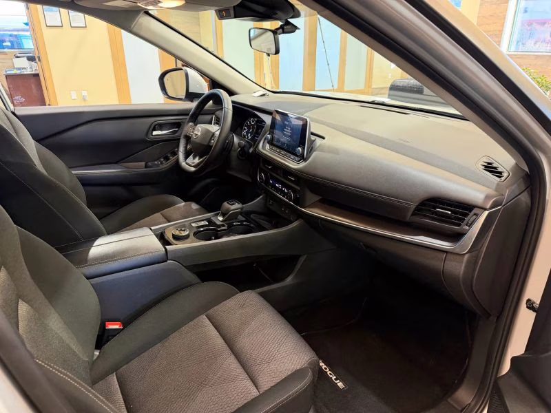 2025 Silver Nissan Rogue SV Sport Utility 4D AWD