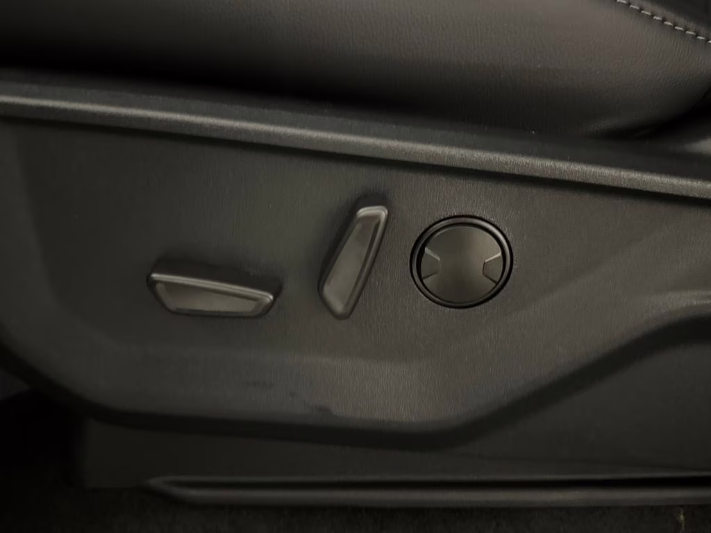 2026 Iconic Silver Metallic Ford F-150 Lariat RWD Truck