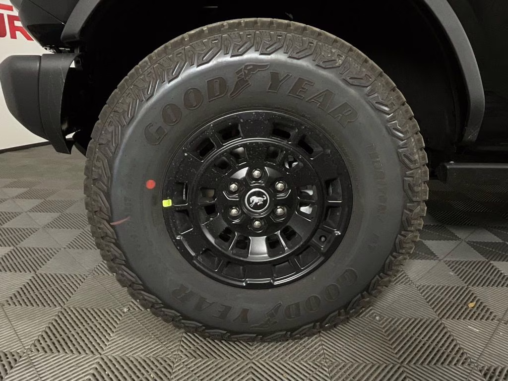 2026 Shadow Black Ford Bronco Badlands 4X4 SUV