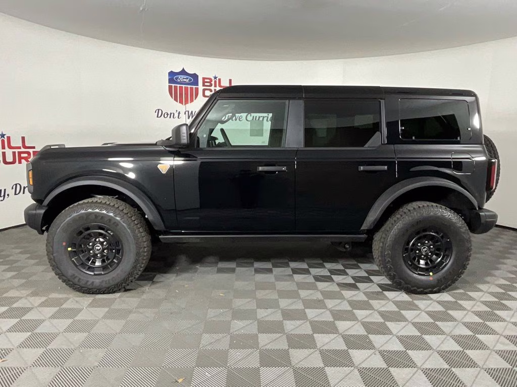 2026 Shadow Black Ford Bronco Badlands 4X4 SUV