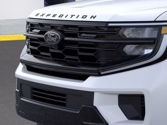 2026 Star White Metallic Tri-Coat Ford Expedition Max Platinum 4X4 SUV