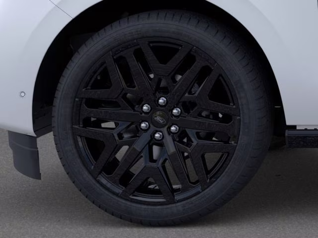2026 Star White Metallic Tri-Coat Ford Expedition Max Platinum 4X4 SUV