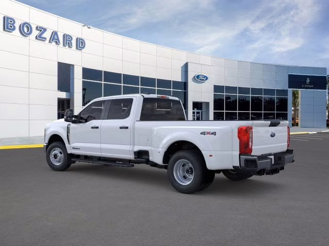 2026 Oxford White Ford Super Duty F-350 DRW XL DRW 4X4 Truck