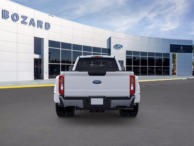 2026 Oxford White Ford Super Duty F-350 DRW XL DRW 4X4 Truck