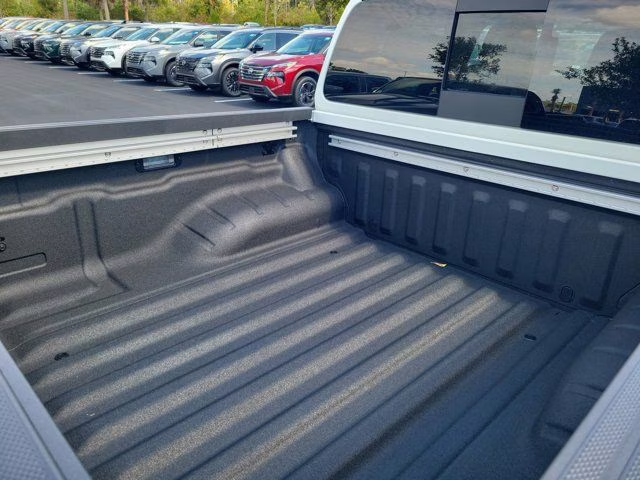 2026 Glacier White Nissan Frontier PRO-4X 4X4 Truck