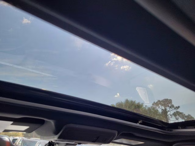 2026 Glacier White Nissan Frontier PRO-4X 4X4 Truck