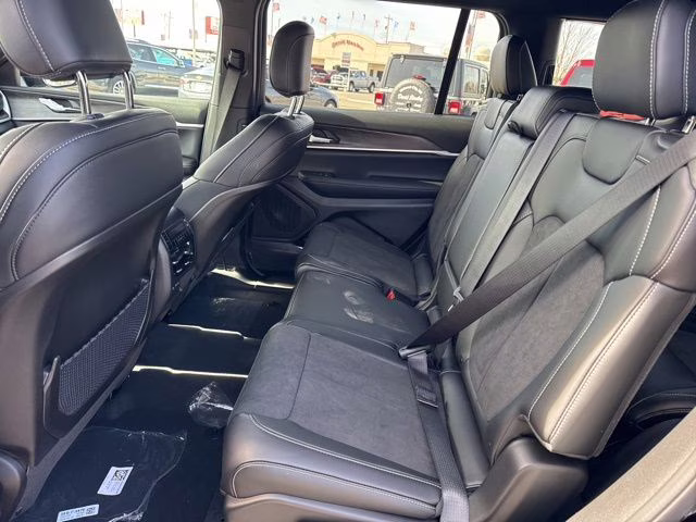 2026 Diamond Black Jeep Grand Cherokee L Altitude RWD SUV