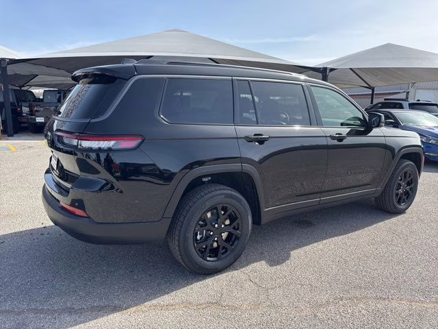 2026 Diamond Black Jeep Grand Cherokee L Altitude RWD SUV