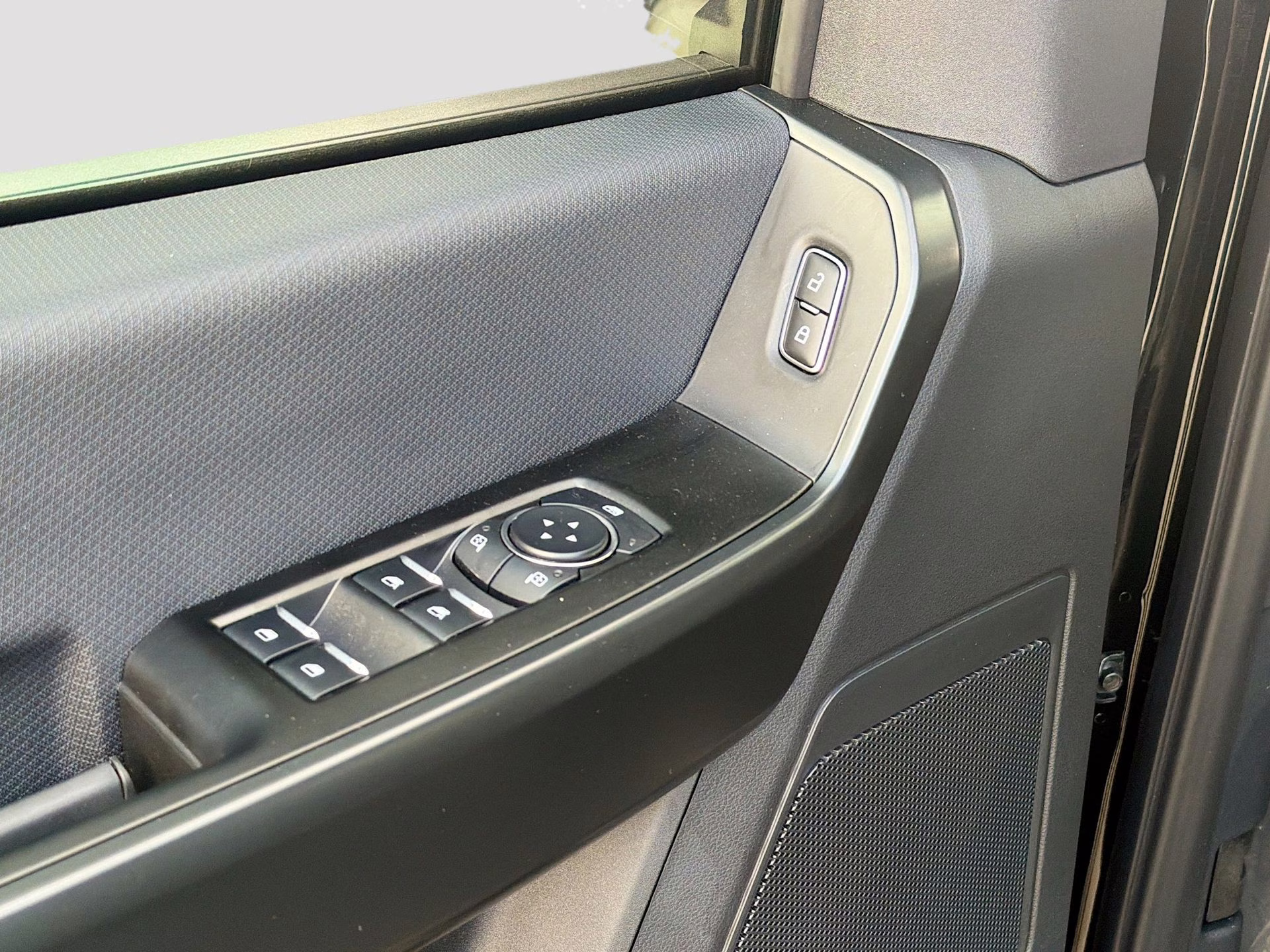 2025 Agate Black Metallic Ford F-150 STX 4X4 Truck