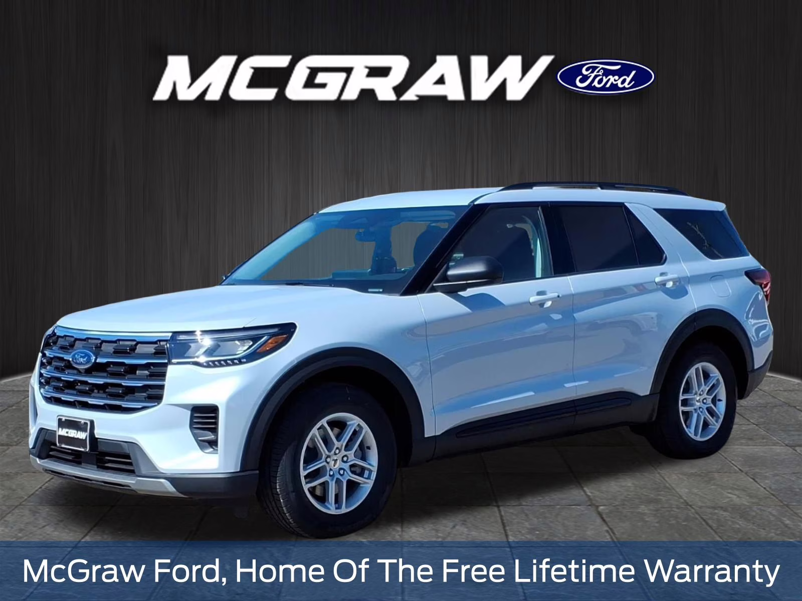 2026 White Metallic Ford Explorer Active RWD SUV