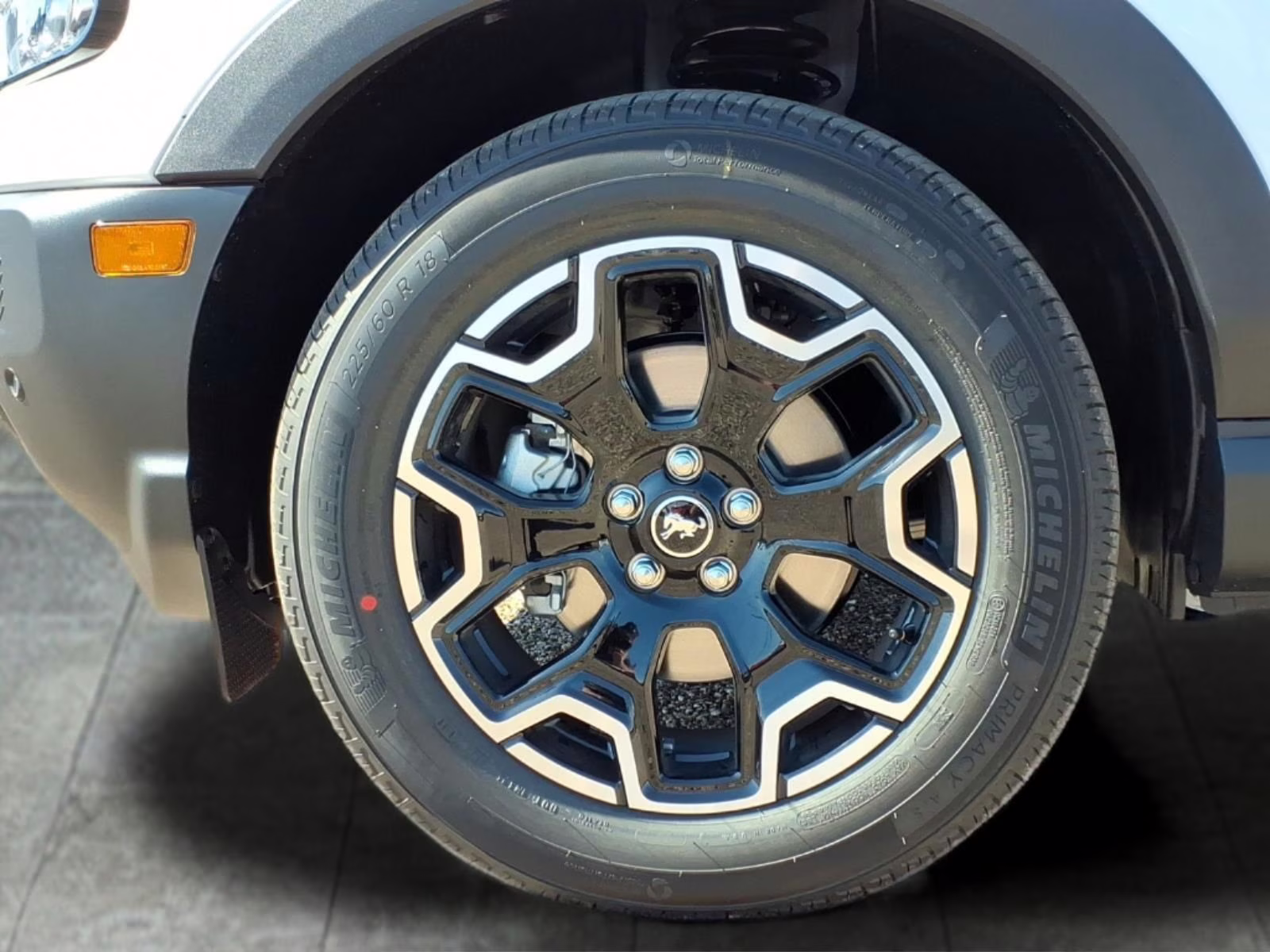 2026 Oxford White Ford Bronco Sport Outer Banks 4X4 SUV
