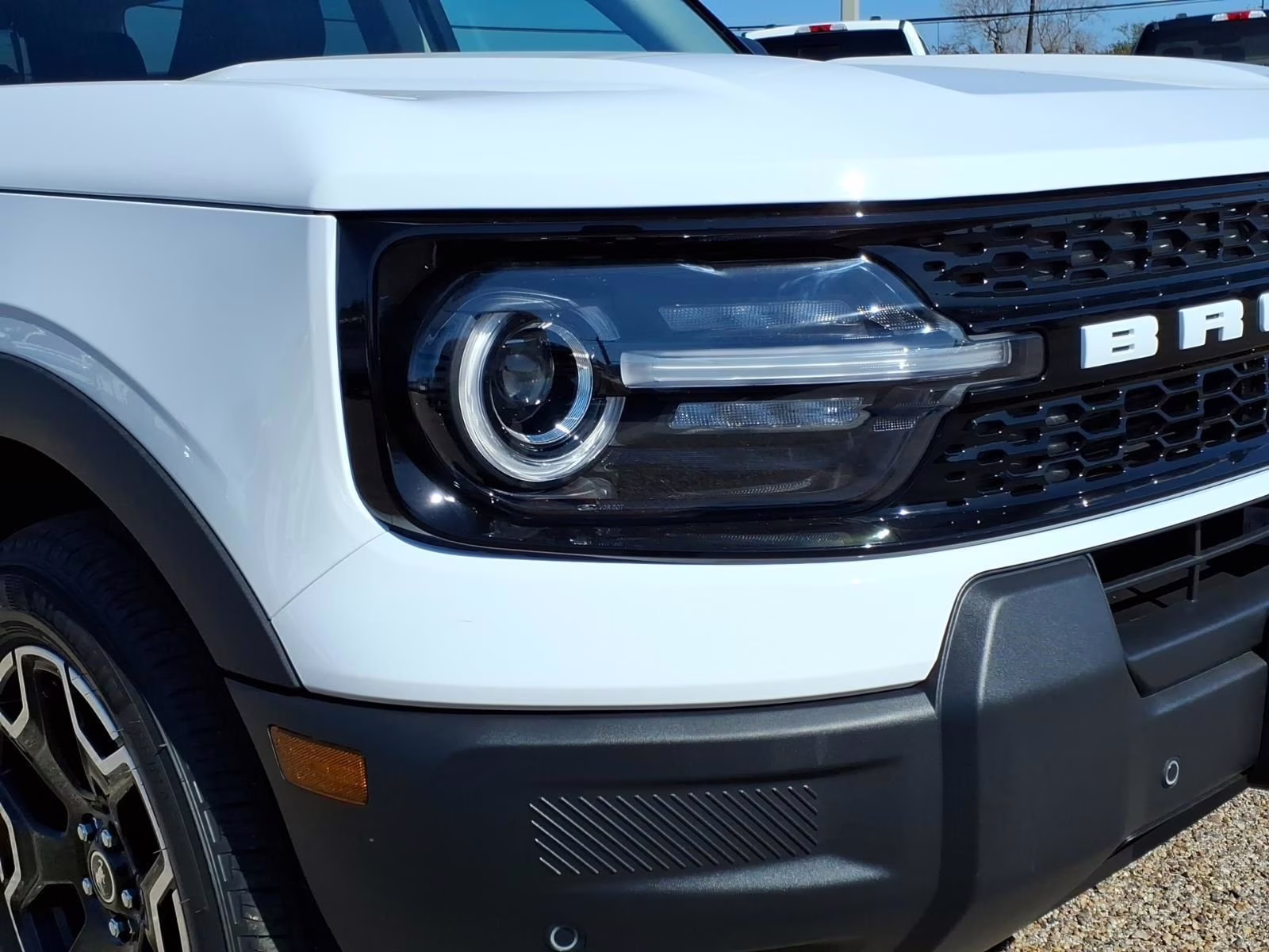 2026 Oxford White Ford Bronco Sport Outer Banks 4X4 SUV