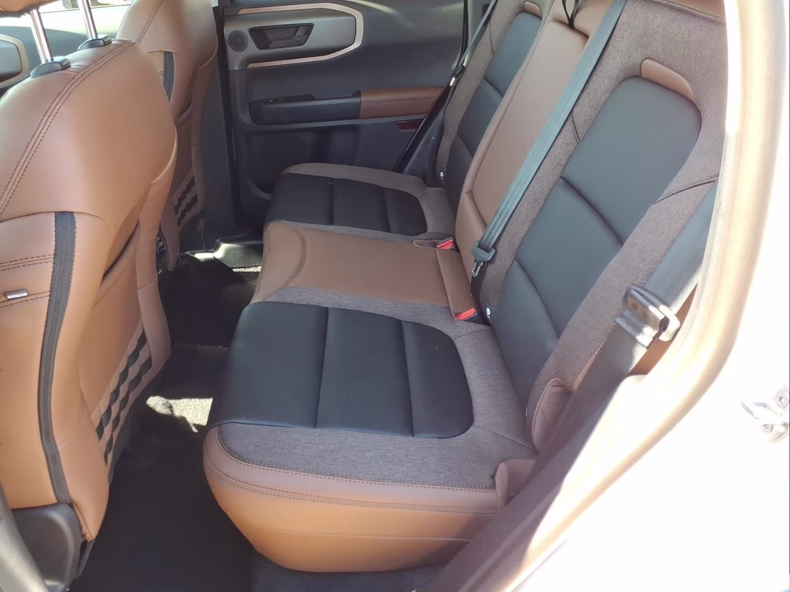 2026 Oxford White Ford Bronco Sport Outer Banks 4X4 SUV