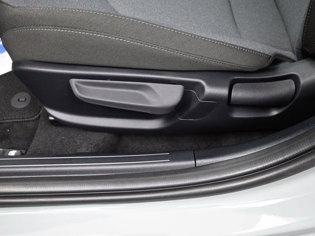 2026 Morning Haze Kia K4 LXS FWD Sedan