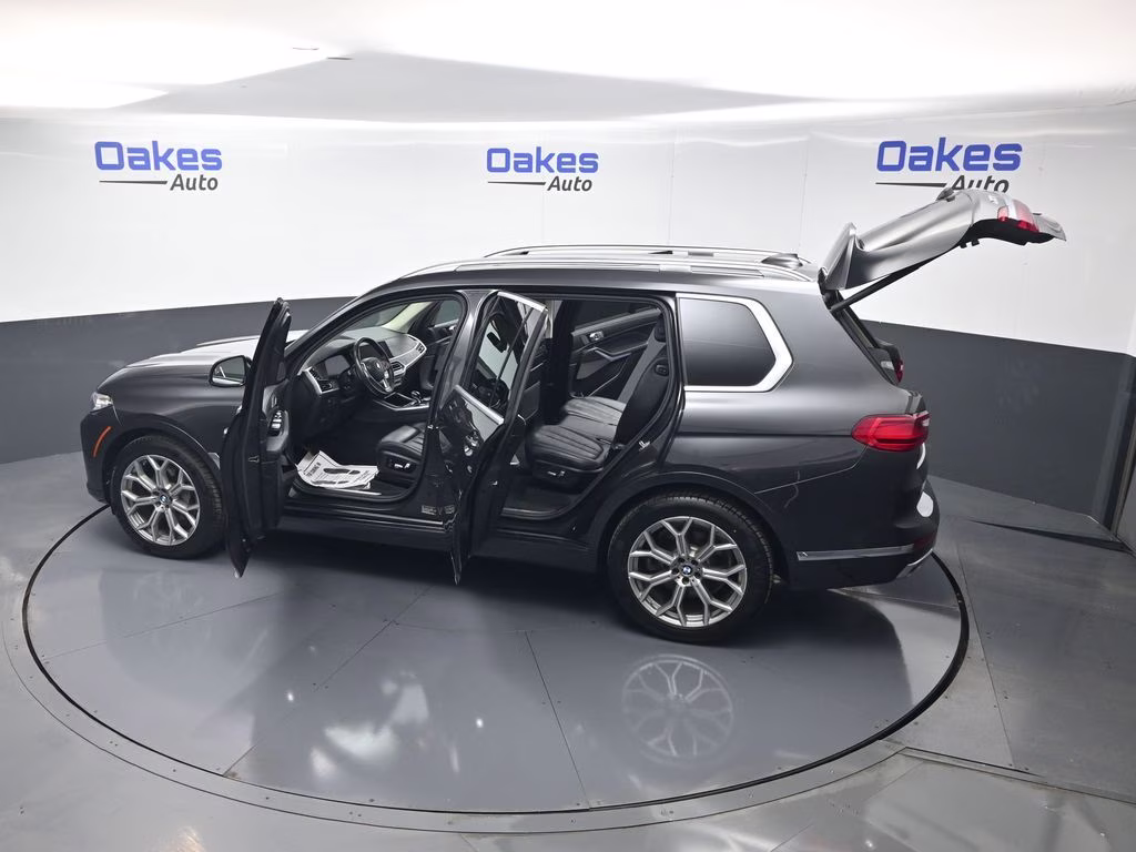 2020 Dark Graphite Metallic BMW X7 xDrive40i AWD SUV