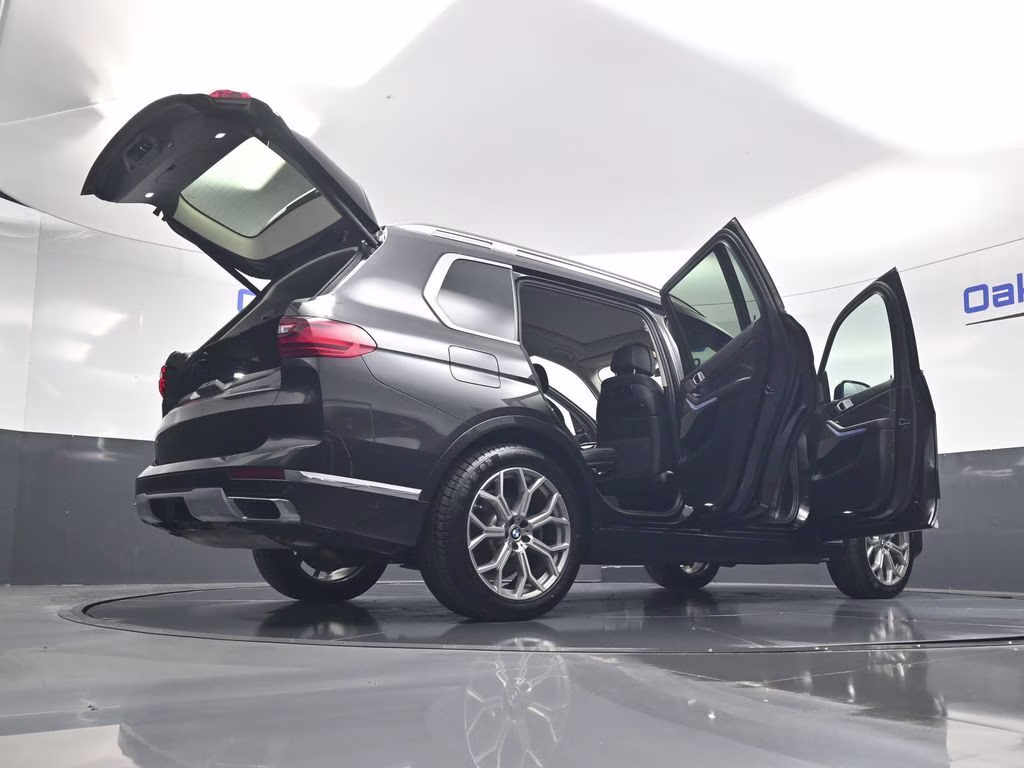 2020 Dark Graphite Metallic BMW X7 xDrive40i AWD SUV