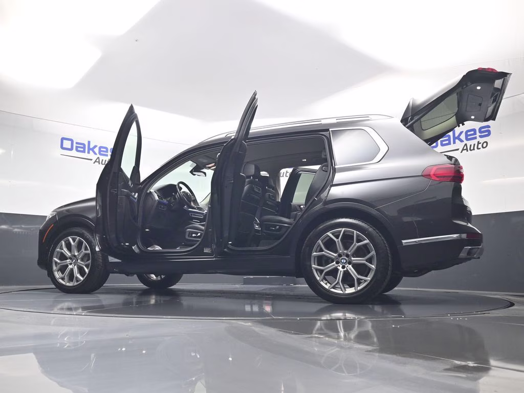 2020 Dark Graphite Metallic BMW X7 xDrive40i AWD SUV