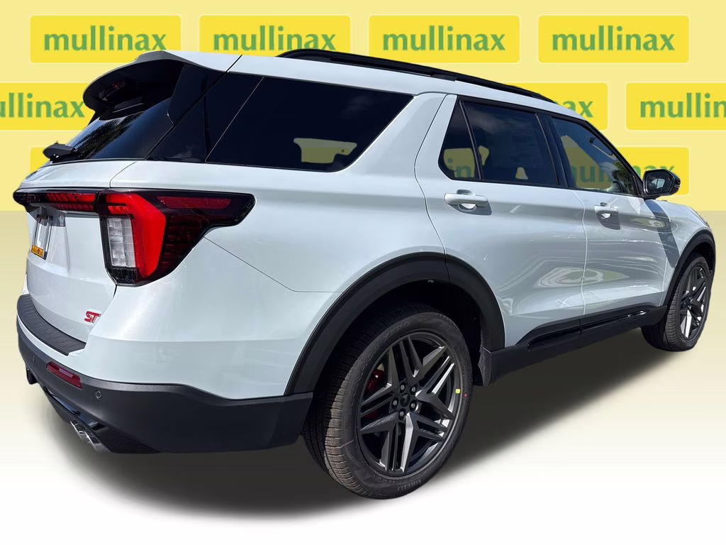 2026 Space White Metallic Ford Explorer ST RWD SUV