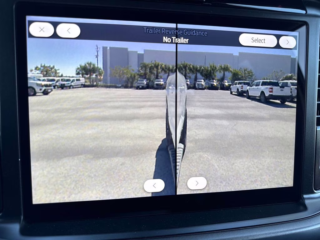 2026 Star White Metallic Tri-Coat Ford F-150 Lariat 4X4 Truck