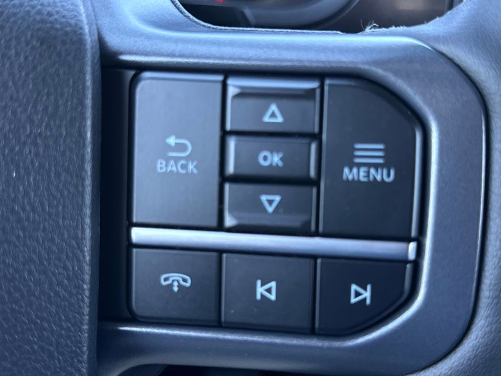 2026 Star White Metallic Tri-Coat Ford F-150 Lariat 4X4 Truck