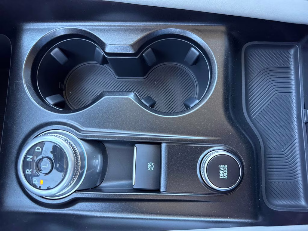 2026 Space White Metallic Ford Explorer Active RWD SUV