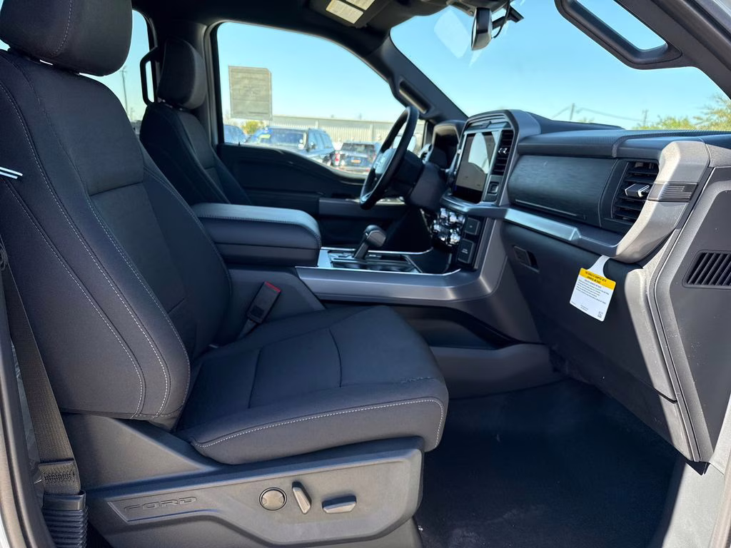 2026 Avalanche Ford F-150 XLT RWD Truck