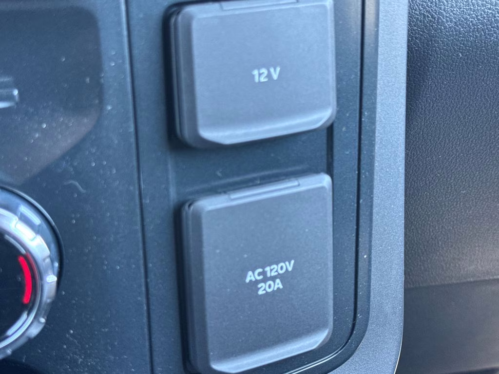 2026 Star White Metallic Tri-Coat Ford F-150 Lariat 4X4 Truck