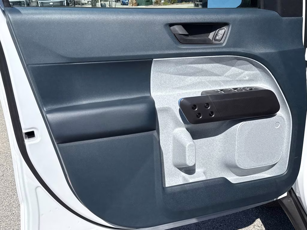 2026 Oxford White Ford Maverick XLT AWD Truck