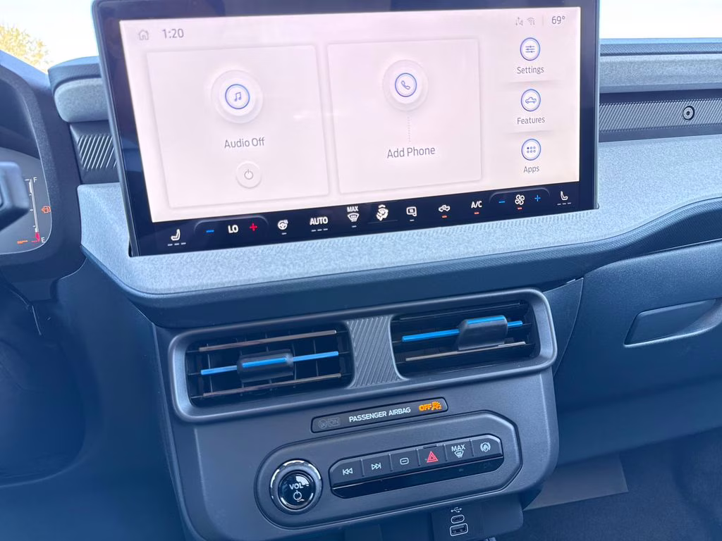 2026 Oxford White Ford Maverick XLT AWD Truck