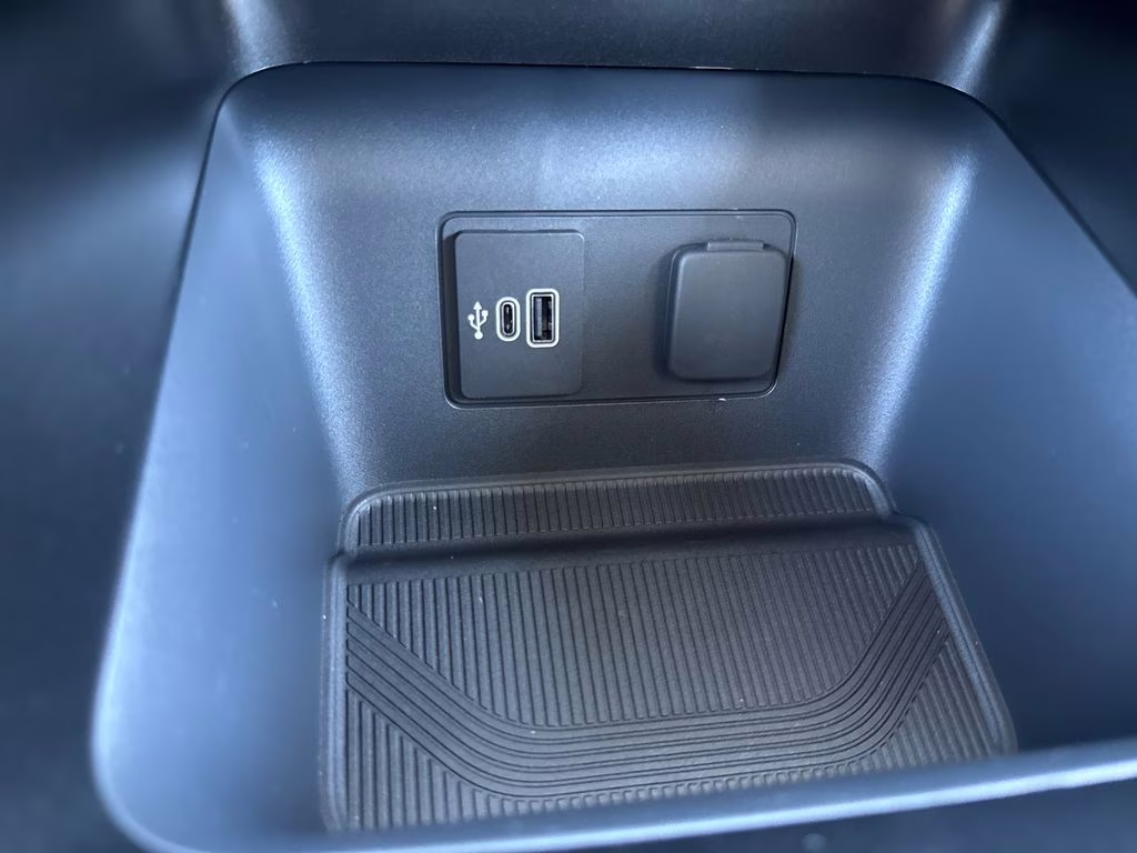 2026 Space White Metallic Ford Explorer Active RWD SUV