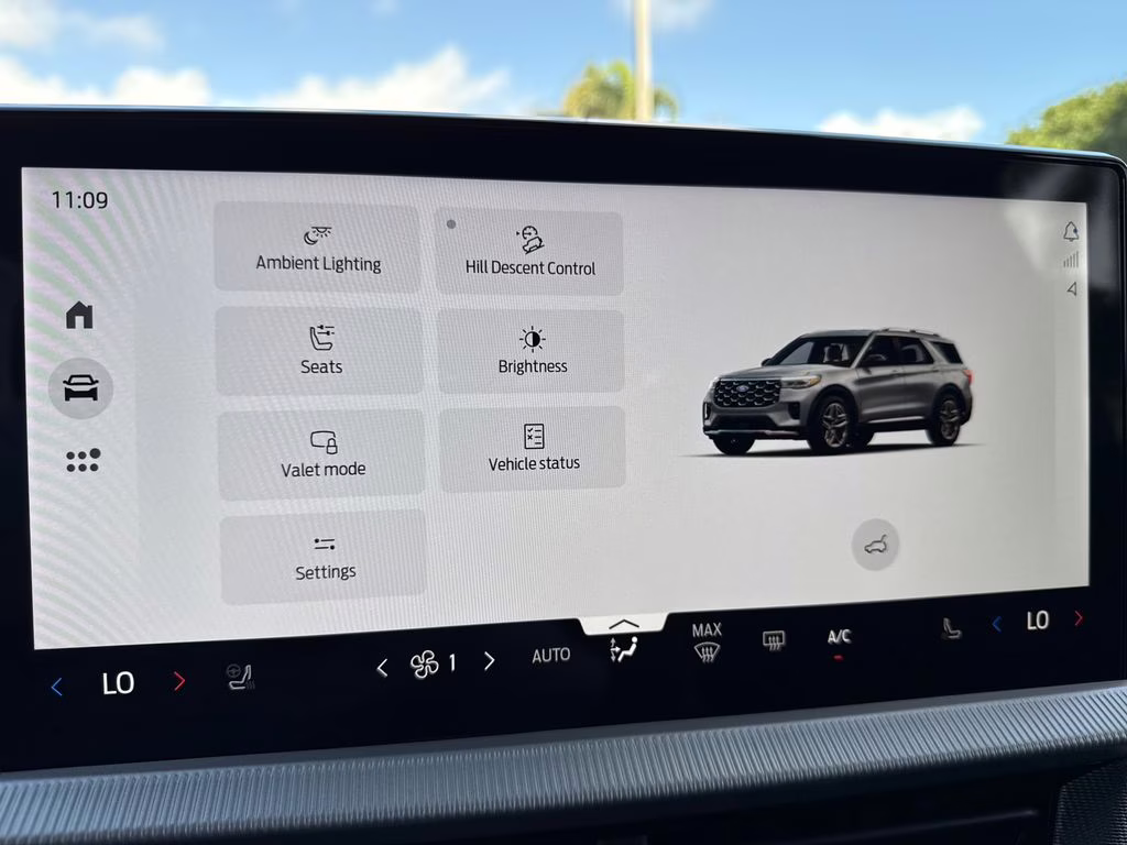 2026 Space White Metallic Ford Explorer ST RWD SUV