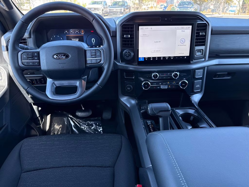 2026 Avalanche Ford F-150 XLT RWD Truck