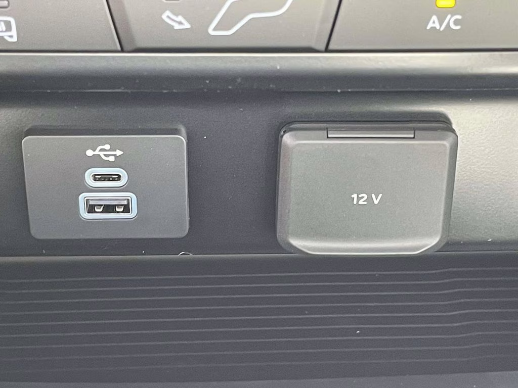 2026 Oxford White Ford Super Duty F-350 DRW XL 4X4 Truck