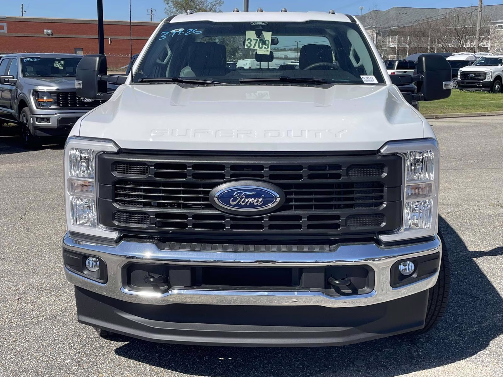 2026 Oxford White Ford Super Duty F-350 DRW XL 4X4 Truck
