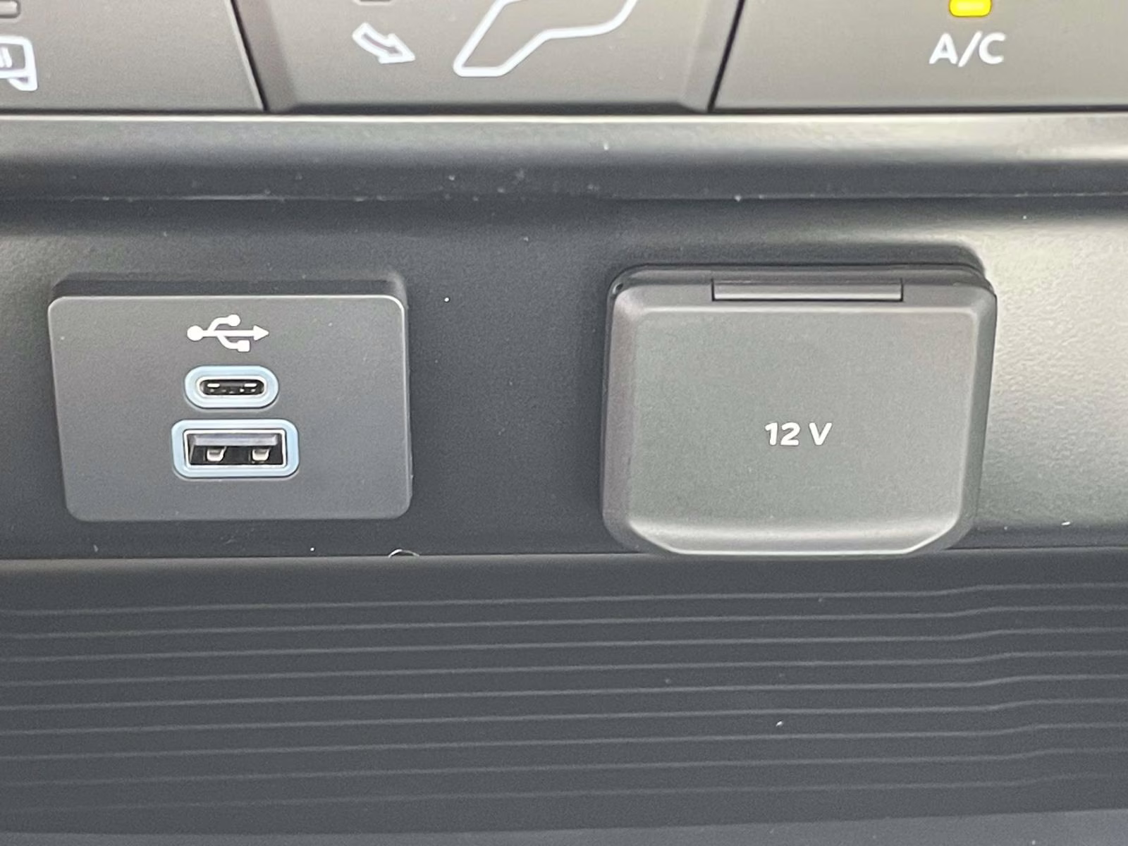 2026 Oxford White Ford Super Duty F-350 DRW XL 4X4 Truck